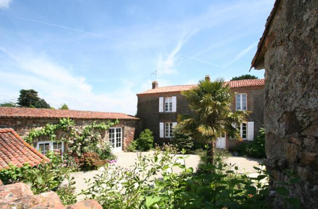 Le Landreau Relais De La Riniere Bed & Breakfast エクステリア 写真
