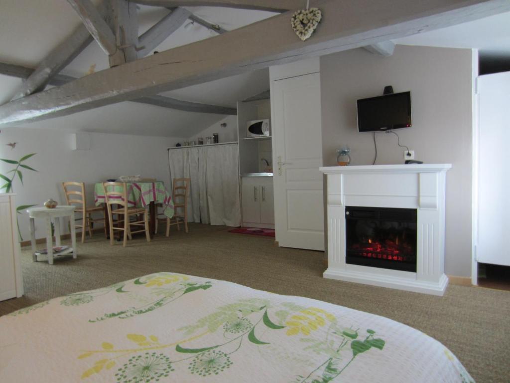 Le Landreau Relais De La Riniere Bed & Breakfast エクステリア 写真